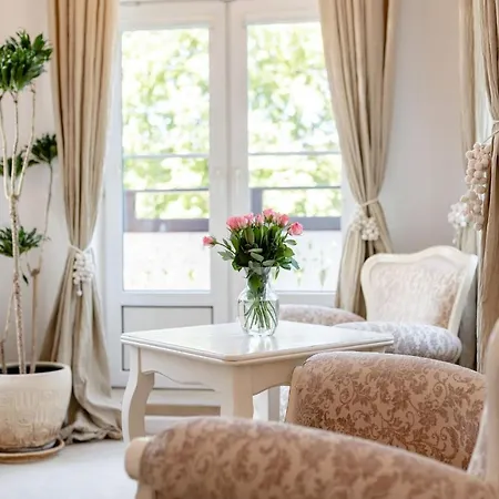 Hotel Szrenicowy Dwor 3*