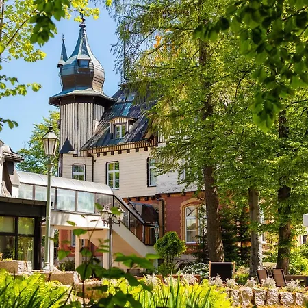 Szrenicowy Dwor 3* شكلارسكا بوريبا