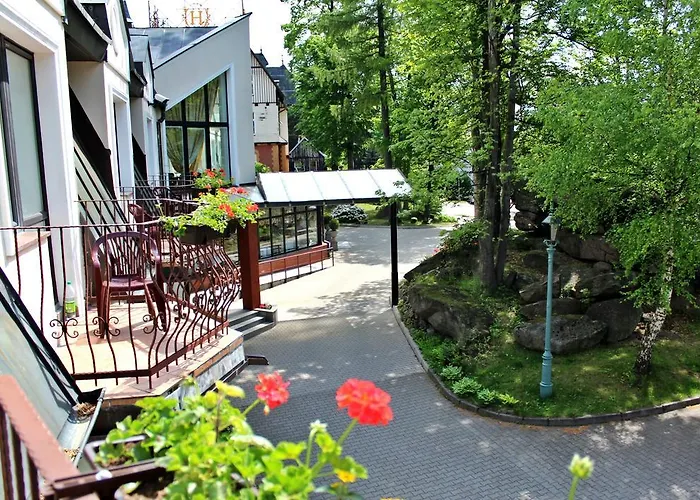 Hotel Szrenicowy Dwor 3*