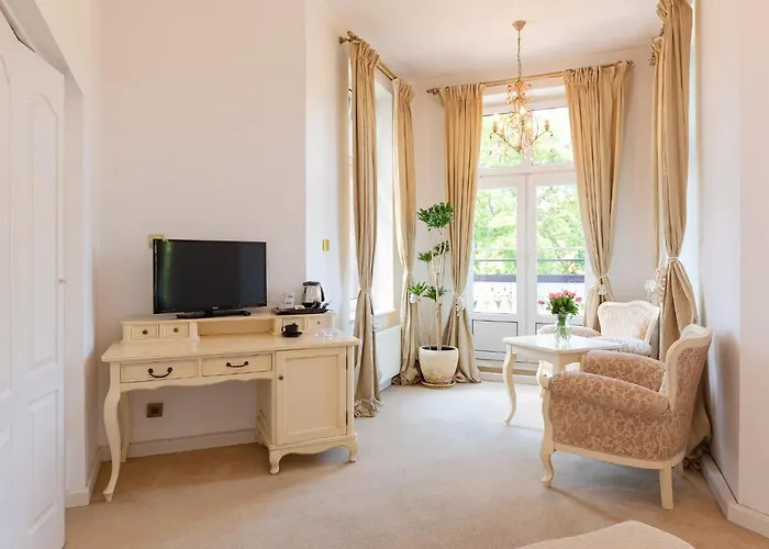 Hotel Szrenicowy Dwor 3*